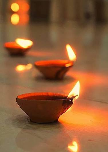 Diyas